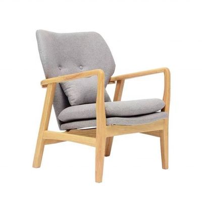 Améliorez votre expérience de parc avec ce fauteuil en bois de concepteur moderne