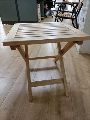 Design moderne Petit jardin pliable en caoutchouc Table en bois pour le patio Drinques de café en plein air Emballage du courrier Style moderne