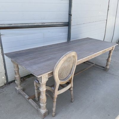 Design moderne cuisine restaurant salle à manger chaise en bois et table d'événements pour le bâtiment de bureaux