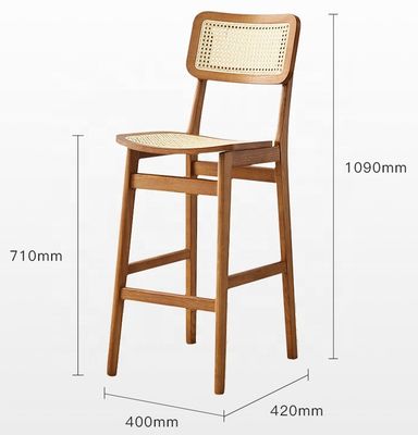 Salle à manger d'hôtel moderne sur mesure Meubles en rotin en bois massif Chaise de bar à dos haut pour une expérience culinaire sophistiquée