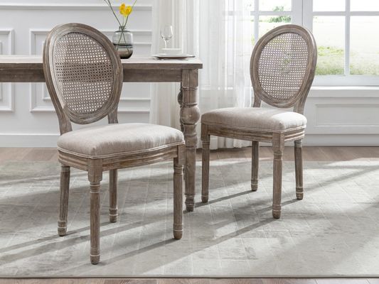 Meubles d'hôtel de style classique Rattan Back Banquet Chaise nordique moderne 50pcs Tapissée Chaise de mariage en bois massif pour les événements