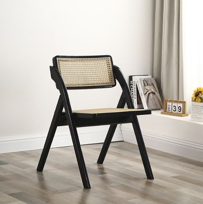 Emballage du courrier Design moderne Des chaises de restaurant pliables en bois de rotin pour les meubles domestiques