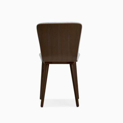 Chaise de salle à manger nordique moderne avec des jambes en bois massif et un siège rembourré