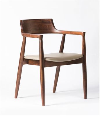 Salle à manger et salon Contemporaine Couleur noyer Crochet en bois Chaise à manger avec siège en cuir en tissu
