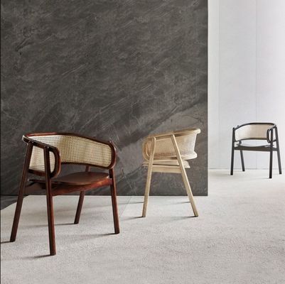 Chaise de salle à manger en rotin de bois moderne avec un matériau bon et écologique