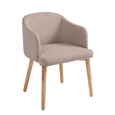 Chaise de salle à manger en bois de chêne danois pour la durabilité et le style