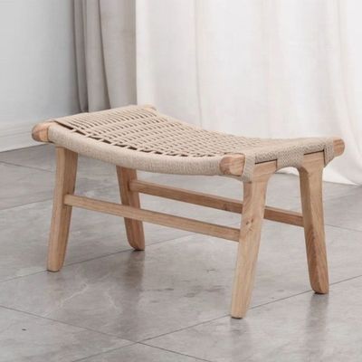 Tabouret ottoman en bois parfait pour les meubles de bureau et les options de personnalisation