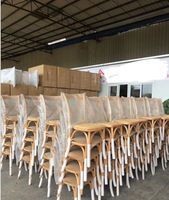 Pas de fauteuil plié personnalisé de design américain moderne en bois massif