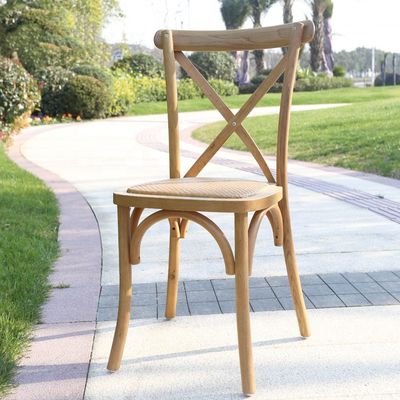 Style des installations de loisirs Chaise de mariage en bois massif à dos croisé pour le loisirs