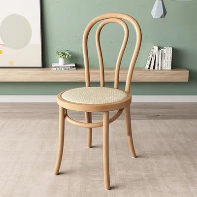 Chaise de restaurant en bois faite à la main avec taille personnalisée et couleurs originales