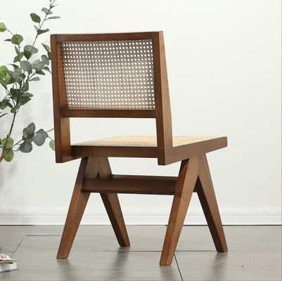 Meubles de restaurant nordiques antiques Chaise à manger en bois massif avec rotin d'hôtel et bon design