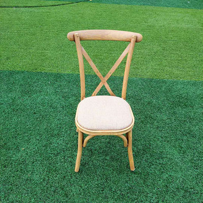 Appartement d'emballage de courrier nordique moderne à dos croisé chaise à manger en métal avec design nordique