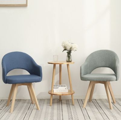 Chaises de salle à manger nordique de style moderne avec sièges en bois colorés