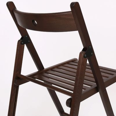 Chaises pliantes en bois de finition nitrolacquer moderne pour l'hôtellerie et les événements en 2023