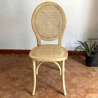 Généraux Meubles de maison de style vintage français Dining en bois Rattan naturel Mariage Chaise empilable en bois massif pour banquet