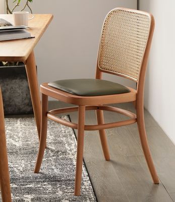 Chambre de séjour de design moderne en bois massif en rotin en voile chaise de mariage en bois pour événements personnalisable avec support OEM