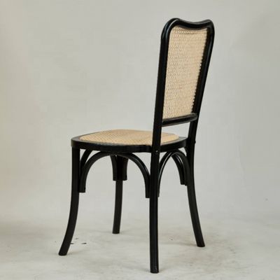 Chaise de salle à manger en rotin en bois moderne pour des sièges classiques et confortables