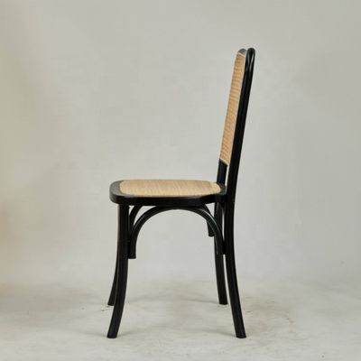 Chaise de salle à manger en rotin en bois moderne pour des sièges classiques et confortables