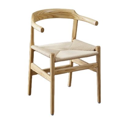 Chaise de salle à manger en bois moderne avec design Wishbone et siège à corde antique