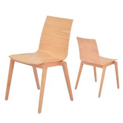 Assise en bois massif Chaise empilable pour café et restaurant Conception de dos incurvé