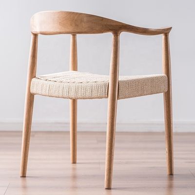 Moderne style de design Nordique lumière de luxe empilable chaise de salle à manger en bois massif pour villa