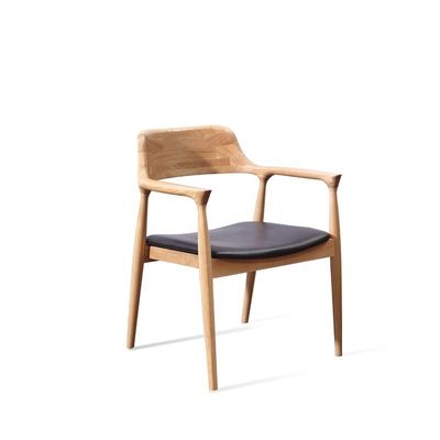 Chaise de salle à manger durable et abordable en bois massif pour une expérience de cuisine classique