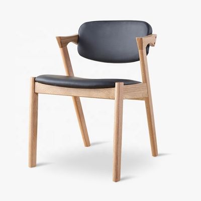 Chaise de salle à manger en cuir en PU avec bois massif