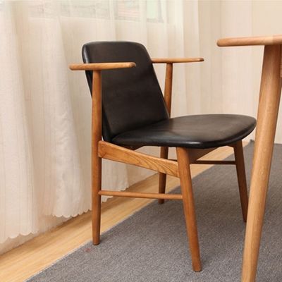 Meubles d'hôtel modernes personnalisés rembourrés en bois chaise à manger en cuir PU avec coussin de salon de loisirs