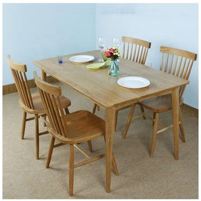 Chaise à manger en bois massif moderne et non pliée pour la décoration de la salle à manger