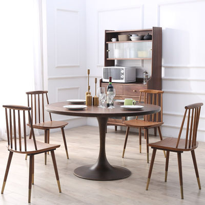 Bureau en bois fait à la main avec un design moderne Table de cuisine et table basse