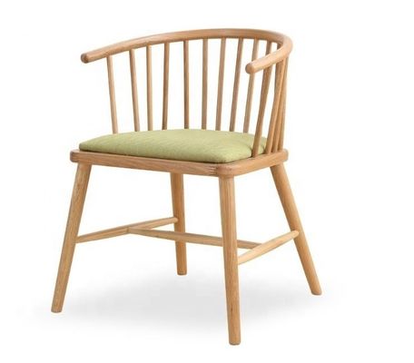 Design moderne empilage chaise de salle à manger Winsor meubles en bois massif pour le restaurant nordique sur mesure