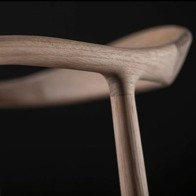 Chaise à manger en bois massif moderne Structure en bois de cendres Noix/Chêne Finition du courrier Emballage
