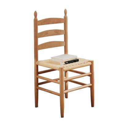 Pas de fauteuil à dos plié avec bois massif fait à la main et coussin tissé à la corde