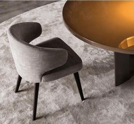 Chaise de salle à manger en velours à jambes en bois rembourrée pour une salle à manger confortable et élégante