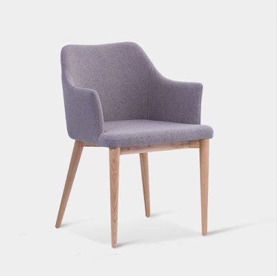 Chaise de salle à manger hôtelier restaurant avec cadre en bois de cendres solides et siège en mousse en tissu métallique rembourrée