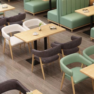 Table à manger et chaises rondes en bois massif pour le thé au lait Boutique de négociation Café restaurant occidental Fast Food Snack Bar