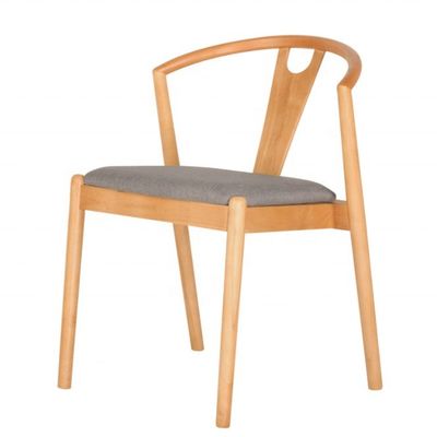 Emballage du courrier N Chaises à manger avec siège coussin dans un design moderne empilable de professionnel