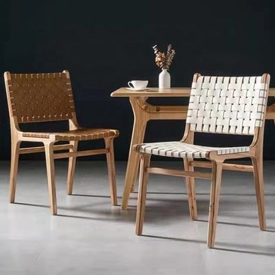 Deux ans de garantie Chaise à manger en bois avec cadre en bois massif et coussin en cuir en PU