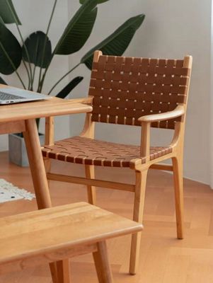 Deux ans de garantie Chaise à manger en bois avec cadre en bois massif et coussin en cuir en PU