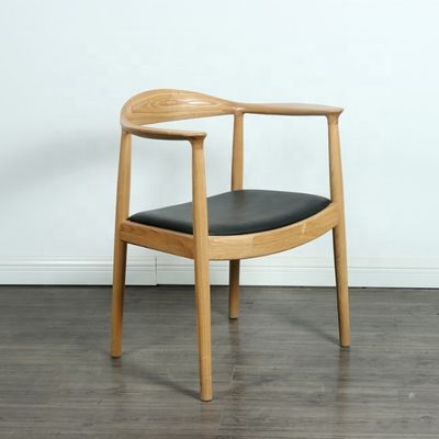 Chaise à manger moderne avec accoudoir Chaise en bois en cuir en PU et meubles de salle à manger