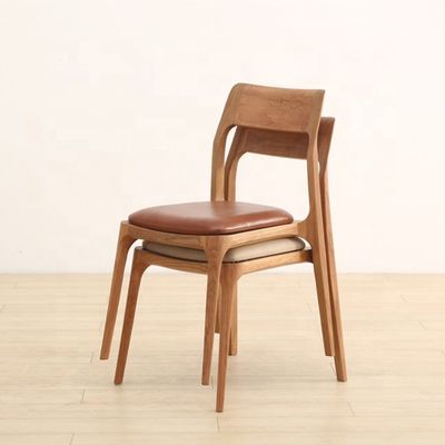 Meubles de maison nordiques modernes Chaise de salle à manger en bois de cendres empilable sans conception pliée