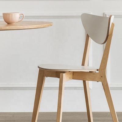 Limite de poids de 400 kg Chaise à manger en bois pour meubles de restaurant en bois massif moderne