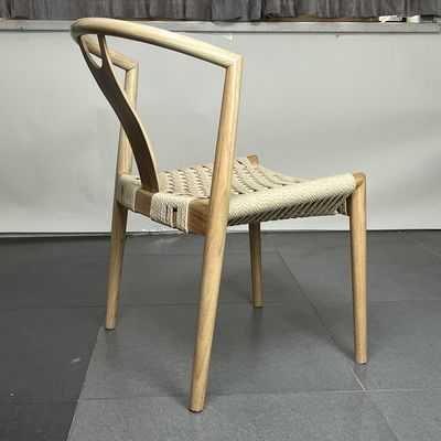 Emballage du courrier Restaurant simple Chaise en bois empilable avec siège à corde et conception légère