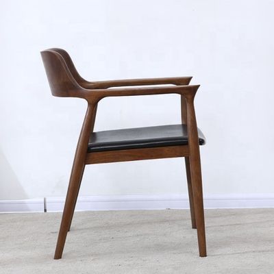 Chaise de salle à manger spécifique Emballage du courrier Y bras créatif de salle à manger Chaise en bois de style moderne Diner Restaurant et café