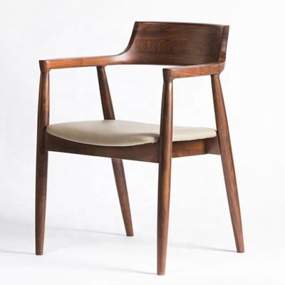 Chaise de salle à manger spécifique Emballage du courrier Y bras créatif de salle à manger Chaise en bois de style moderne Diner Restaurant et café