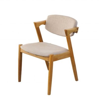 Accepté OEM/ODM Chaise à manger en bois de chêne blanc en forme de Z avec tissu et bois massif