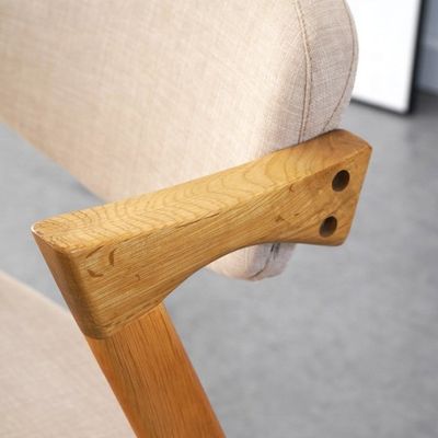 Accepté OEM/ODM Chaise à manger en bois de chêne blanc en forme de Z avec tissu et bois massif