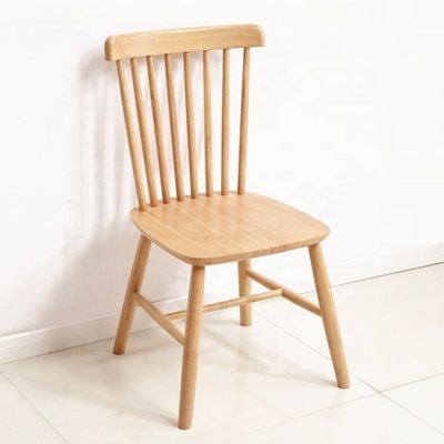 Capacité de poids de 400 kg Chaise Windsor en bois de hêtre massif pour une expérience culinaire élégante et durable