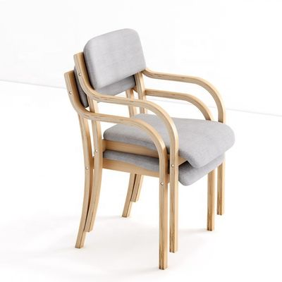 Améliorez votre salle à manger avec ce fauteuil en bois massif, un mélange parfait de style et de fonctionnalité.
