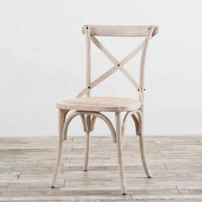 Elegant design de la crème glacée de couleur en bois empilable croisé dos Vintage salle à manger chaise pour bois